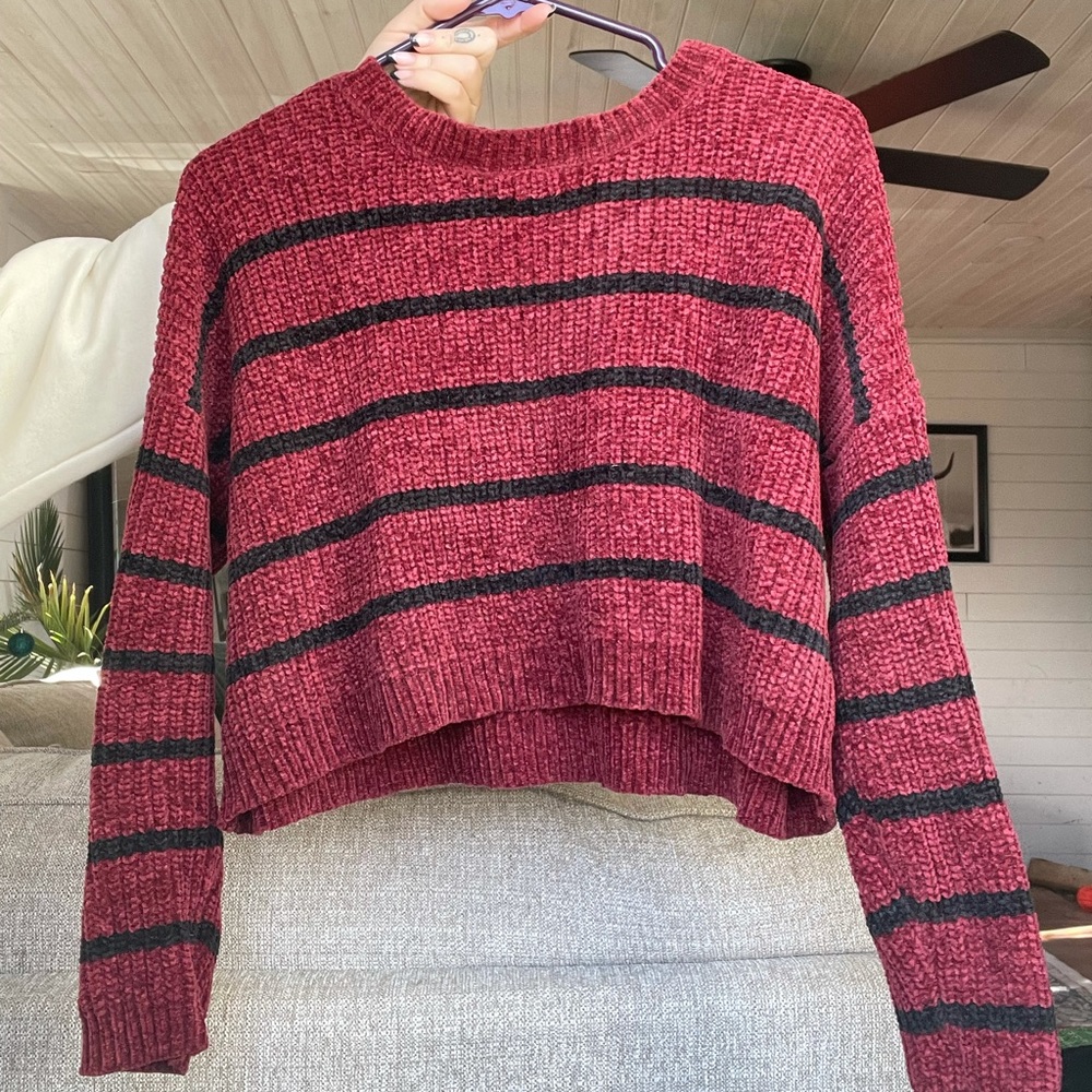 Forever 21 cropped sweater